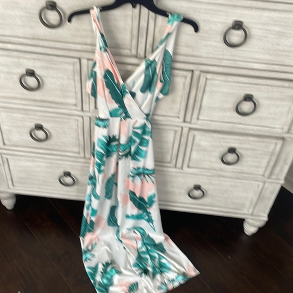 Women’s Backless Tie Dress - Picture 1 of 2